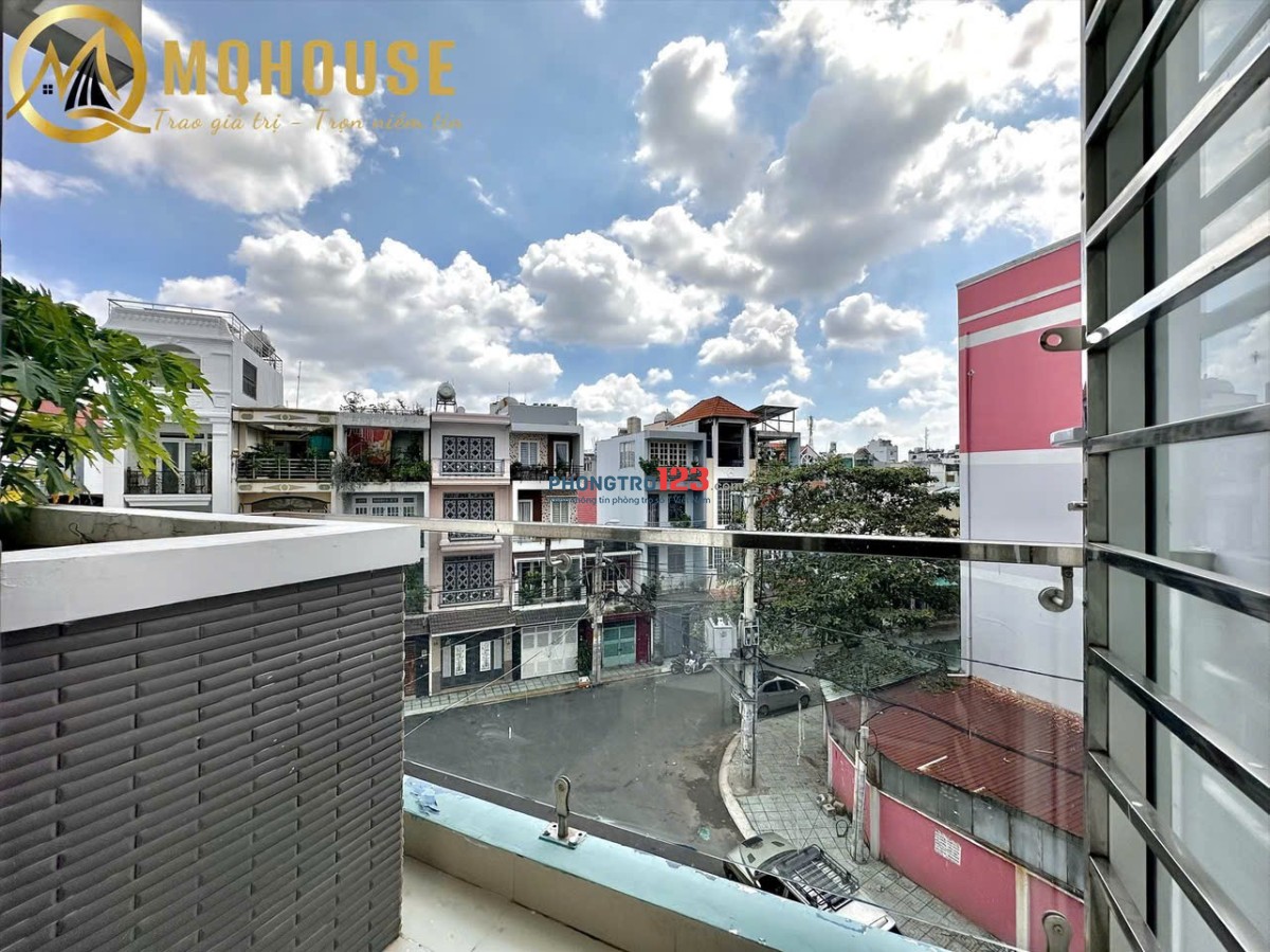 Cho Thuê Phòng Studio Rộng 30m2 - Có Ban Công, Logia Trồng Cây - Lê Tự Tài - Gần Ngã Tư Phú Nhuận