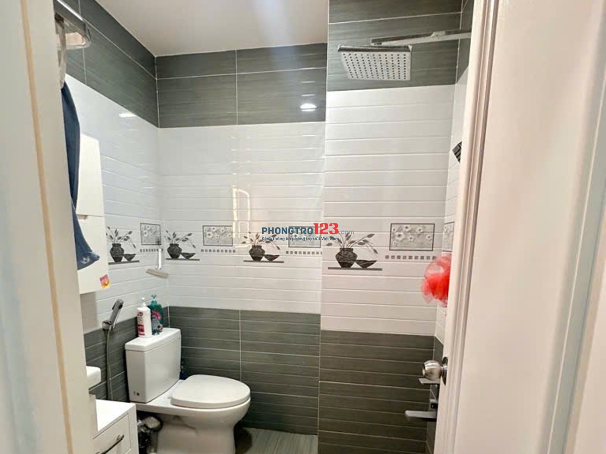 Cho thuê phòng Trường Lưu gần ĐH HUTECH, UFM, SPKT 26m2 - Chỉ 2 triệu 5