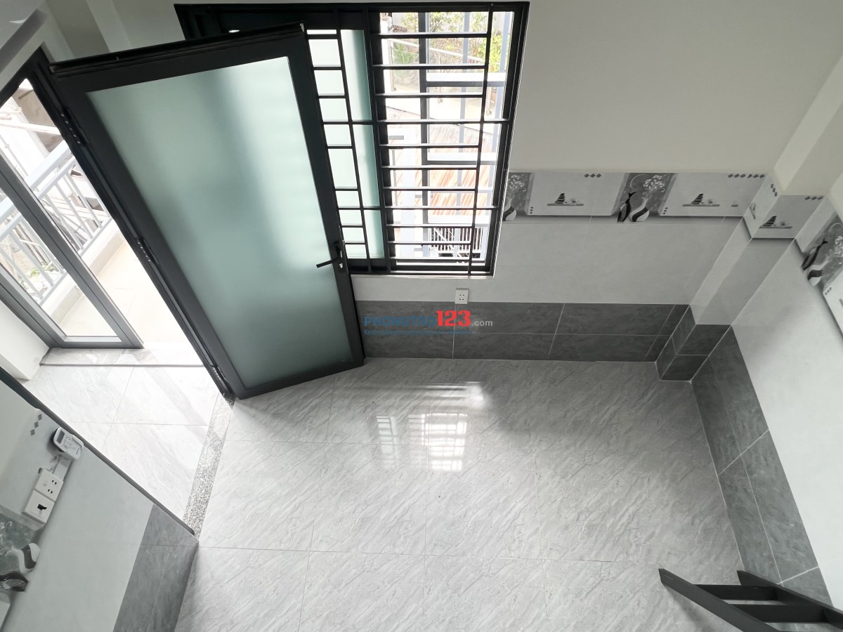 Phòng Mới, Nhà Mới cách Trường Ngân Hàng 350m