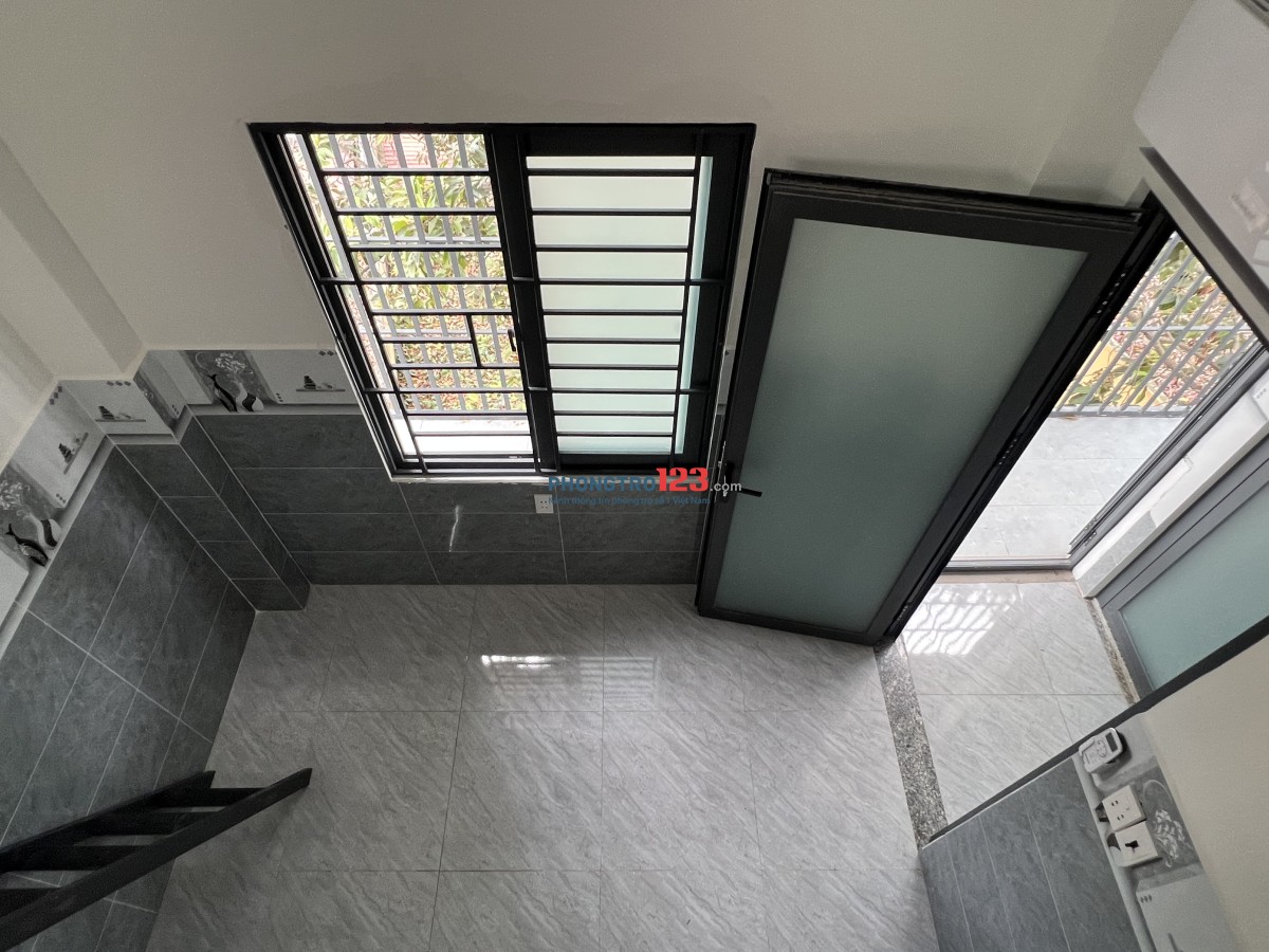 Phòng Mới, Nhà Mới cách Trường Ngân Hàng 350m