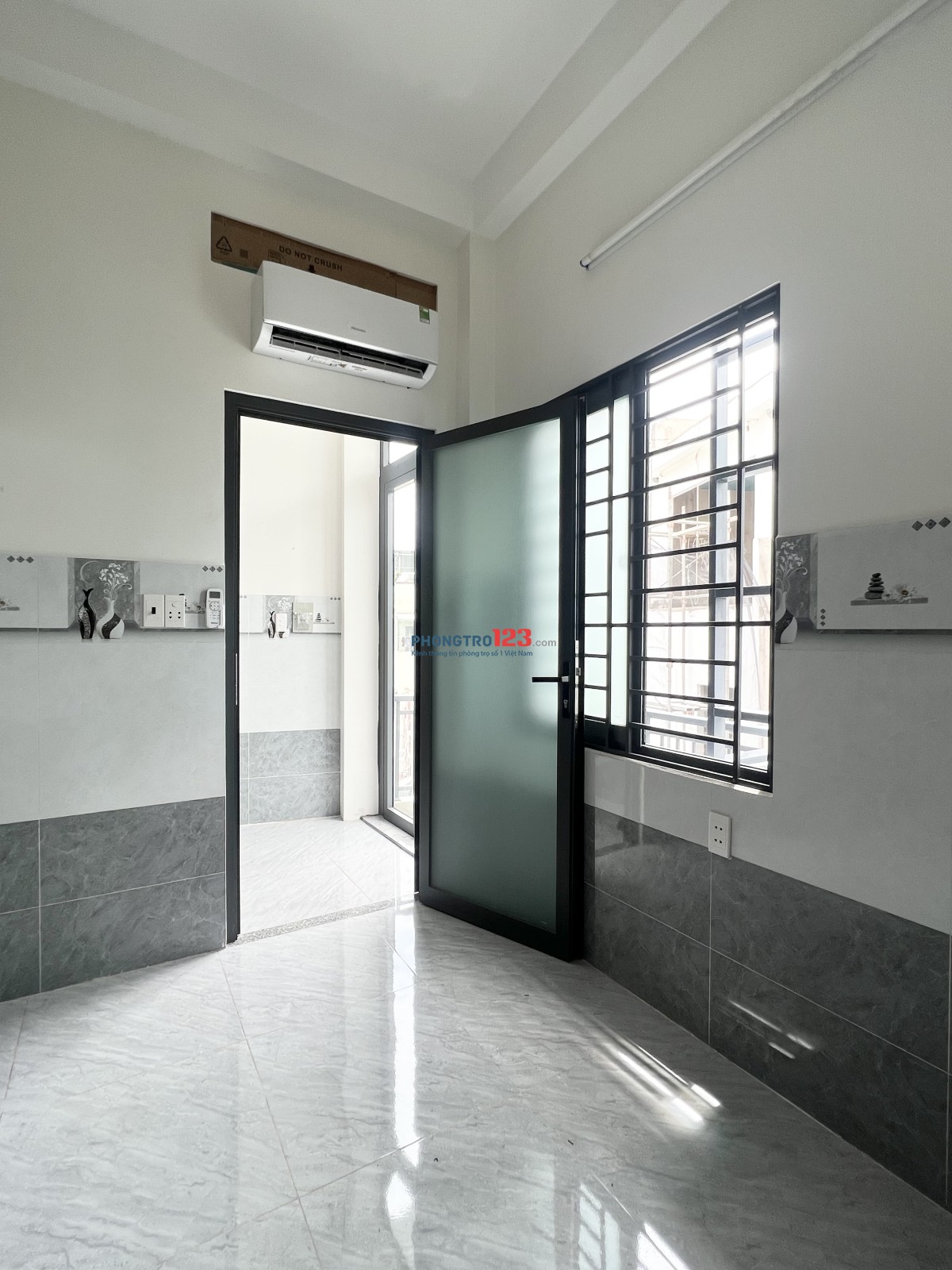 Phòng Mới, Nhà Mới cách Trường Ngân Hàng 350m
