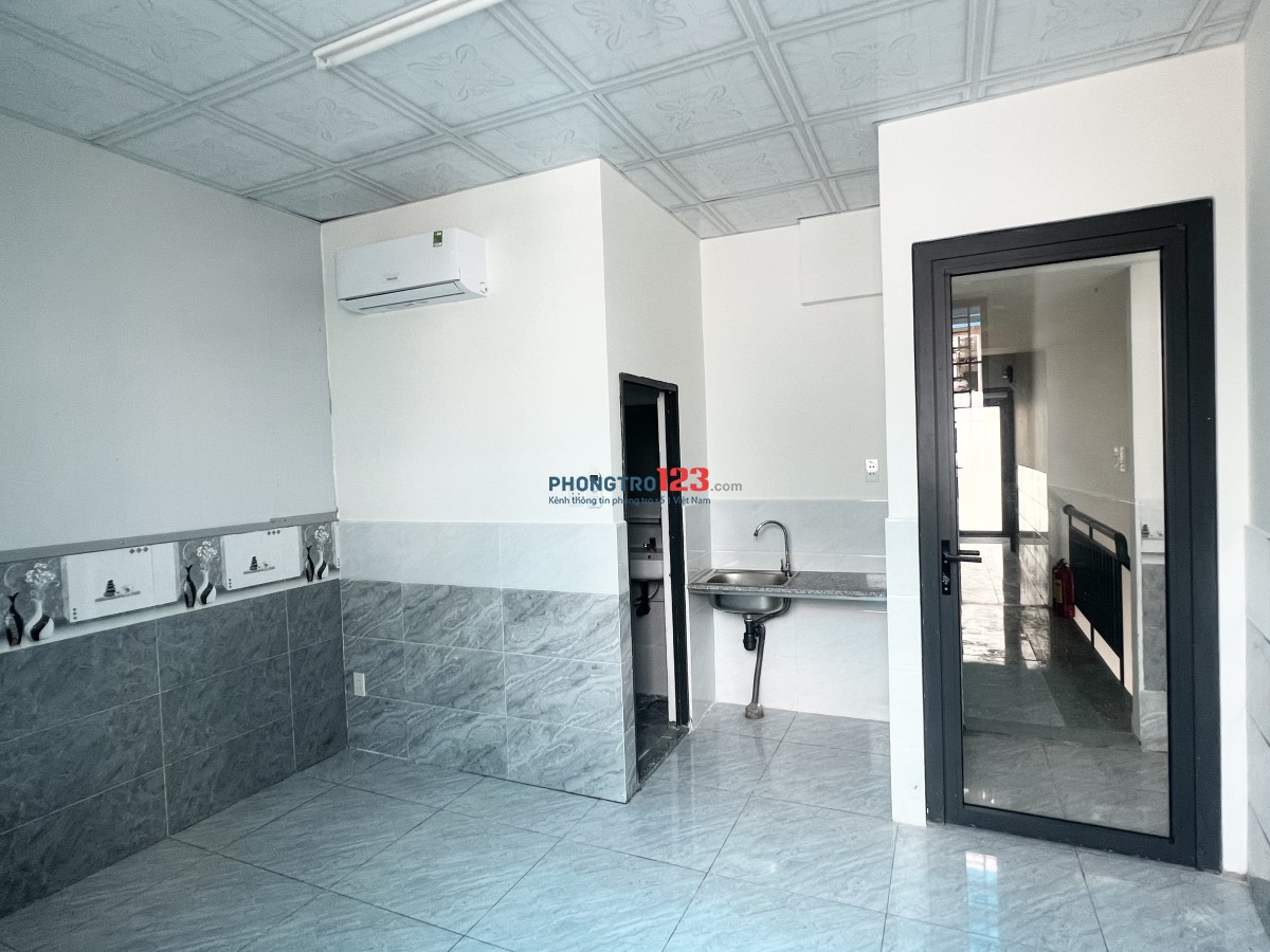 Phòng Mới, Nhà Mới cách Trường Ngân Hàng 350m