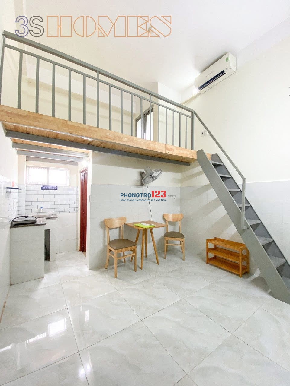 Giam sốc 3tr120/2 tháng đầu - gác cao 1m8 - sẵn nội thất tại Tân bình