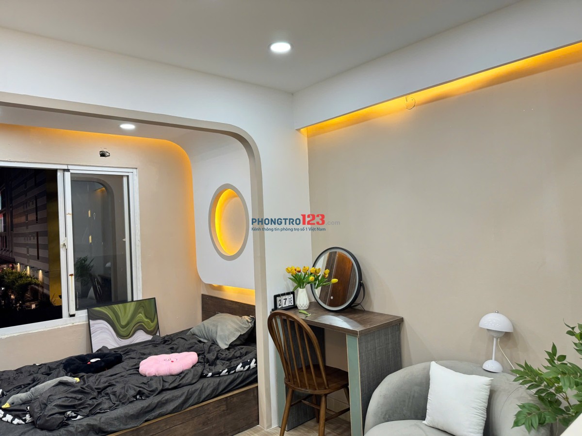KHAI TRƯƠNG CĂN STUDIO TÁCH BẾP MÁY GIẶT RIÊNG DECOR SIÊU XINH NGAY VẠN HẠNH MALL Q10