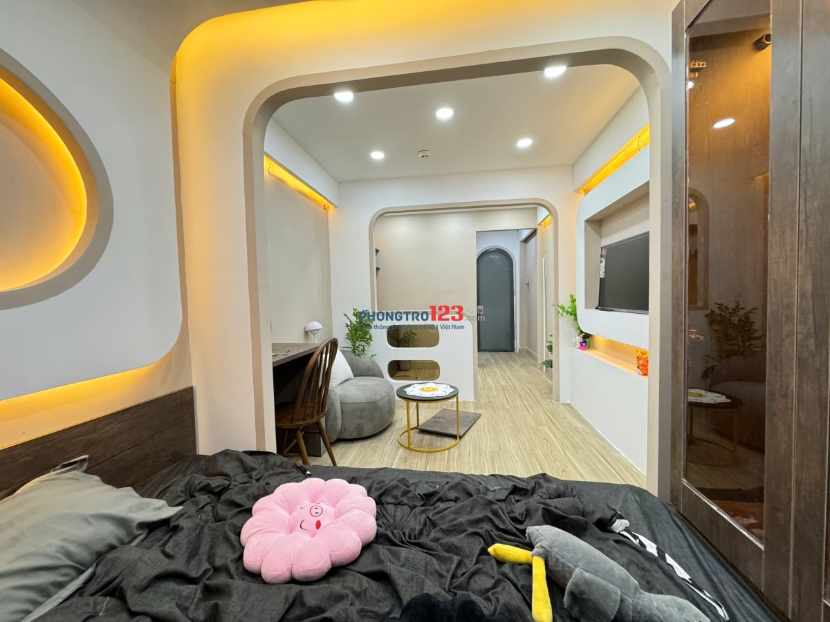 KHAI TRƯƠNG CĂN STUDIO TÁCH BẾP MÁY GIẶT RIÊNG DECOR SIÊU XINH NGAY VẠN HẠNH MALL Q10