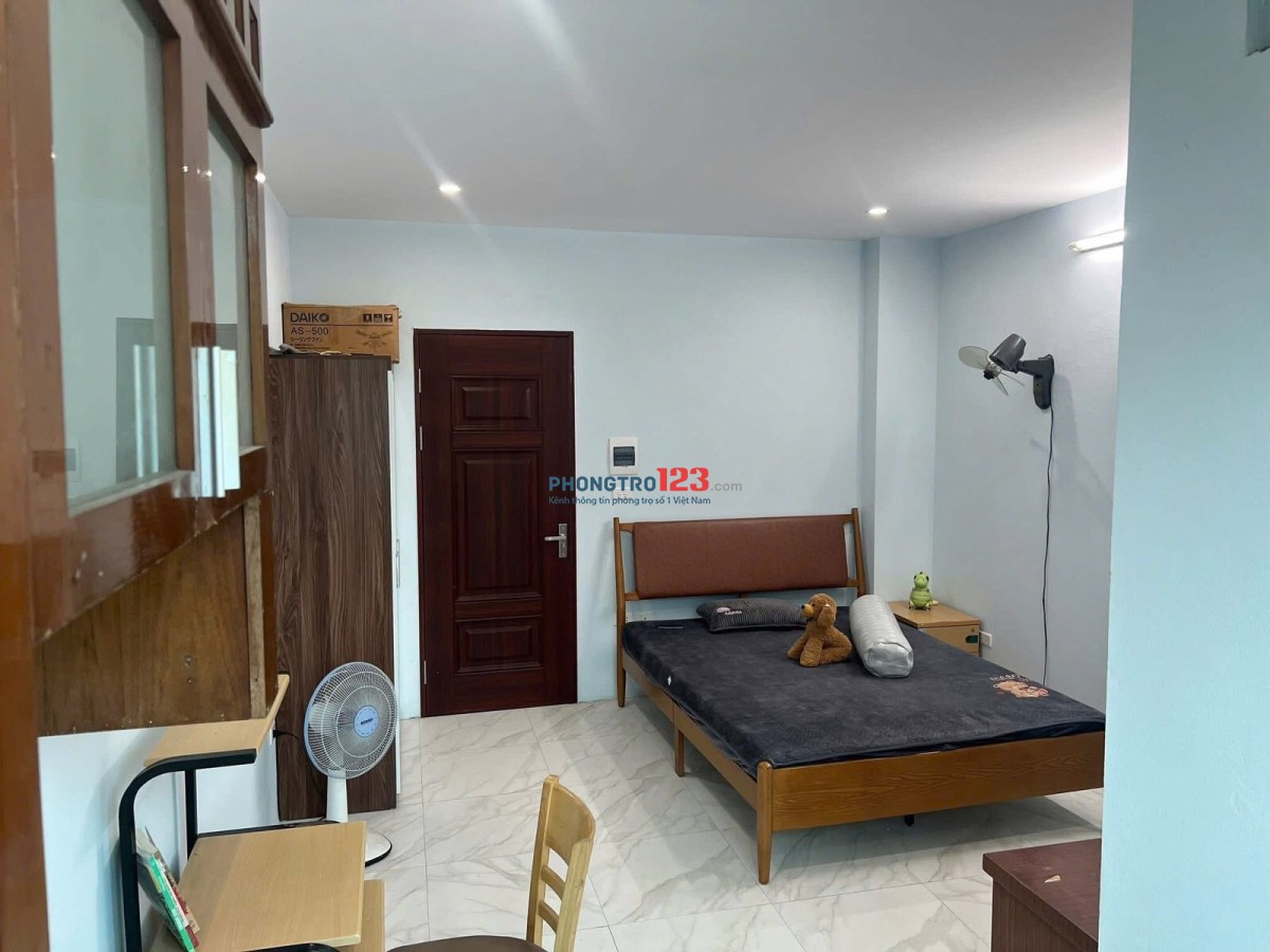 Cho thuê phòng 33m2, 105 đường Bà Triệu, Hà Đông