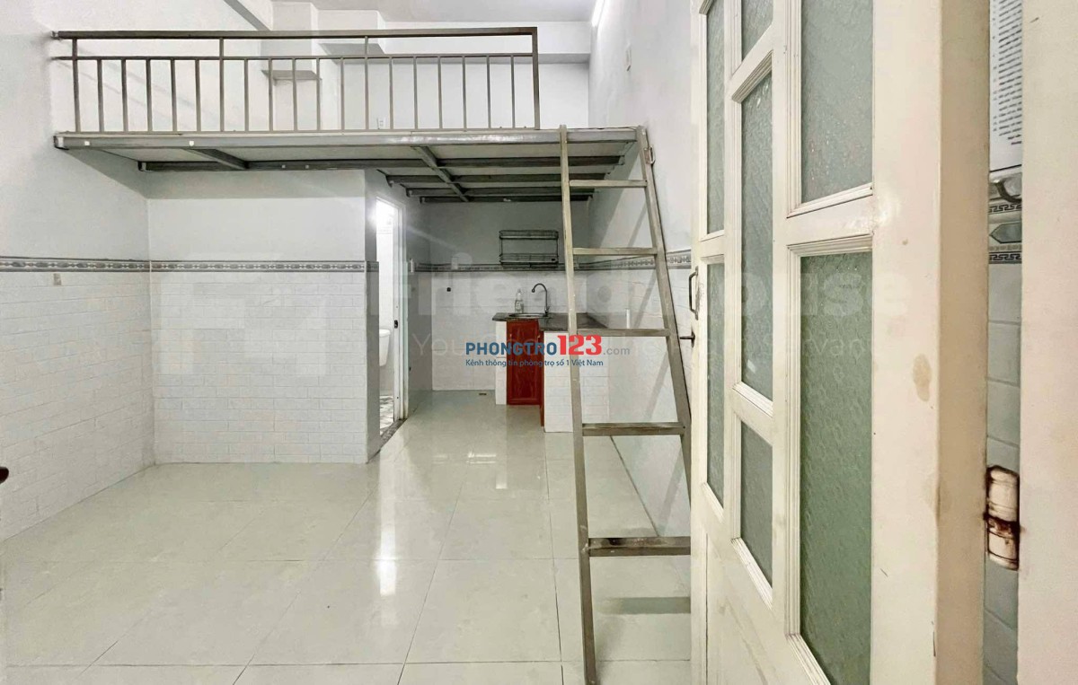 Pass phòng Q12 - 234 Hà Huy GiápGiá 3tr2/tháng, còn HĐ 2 thángĐiện 3k5 – nước 100k – máy giặt 50k