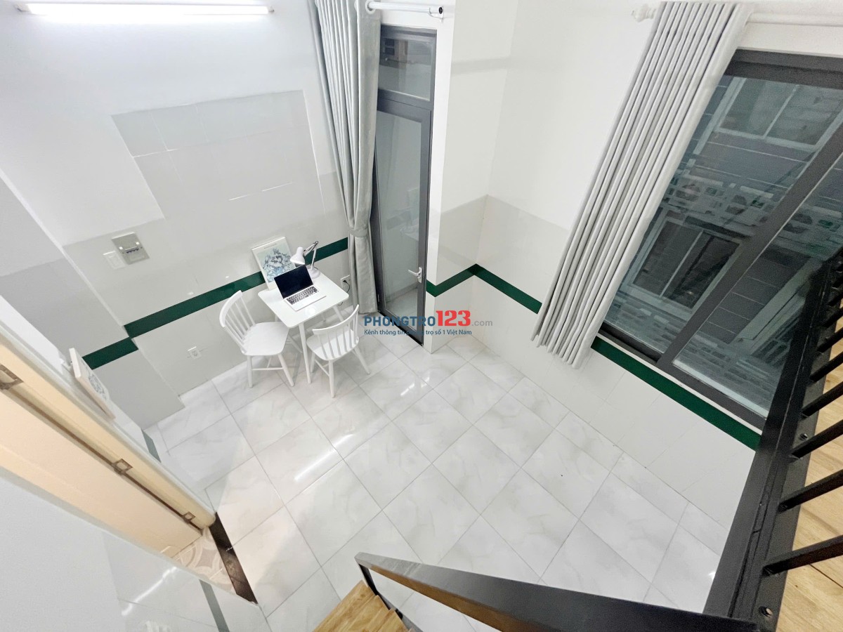 PHÒNG TRỌ DUPLEX – GÁC CAO, CỬA SỔ LỚN – FULL NỘI THẤT, GẦN ĐH HUTECH, UTH, HỒNG BÀNG, UEF, CĐ FPT