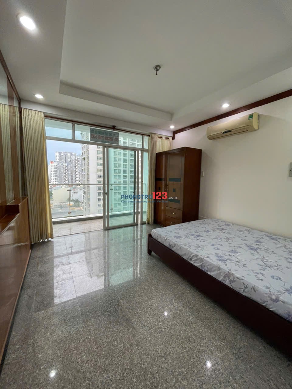 Cho thuê phòng FULL BALCON trong chung cư HAGL3 (gần ĐH RMIT, ĐH TĐT)