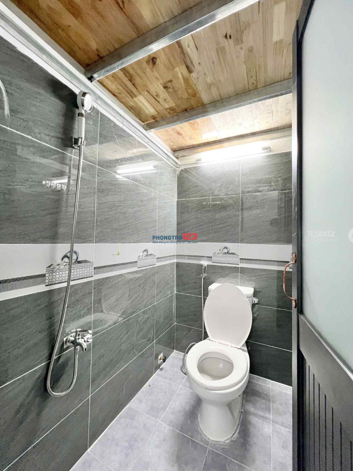 Phòng đẹp gác cao máy lạnh - 1179 Phan Văn Trị Quận Gò Vấp, gần ĐH Công Nghiệp