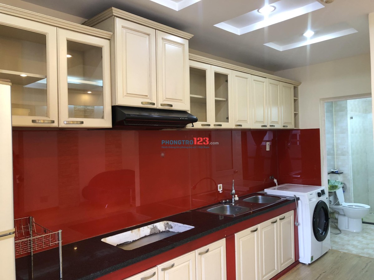 Cho Thuê Căn hộ Central Garden Quận 1, Dt : 78 m2, 2PN, Giá : 12 tr/th,