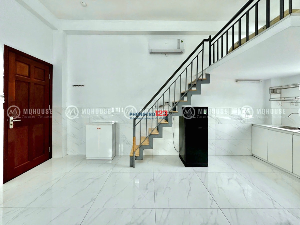 Cho Thuê Căn Hộ Có Gác & Cửa Sổ Trời Siêu Thoáng – Ngay E.Town Tân Bình 
