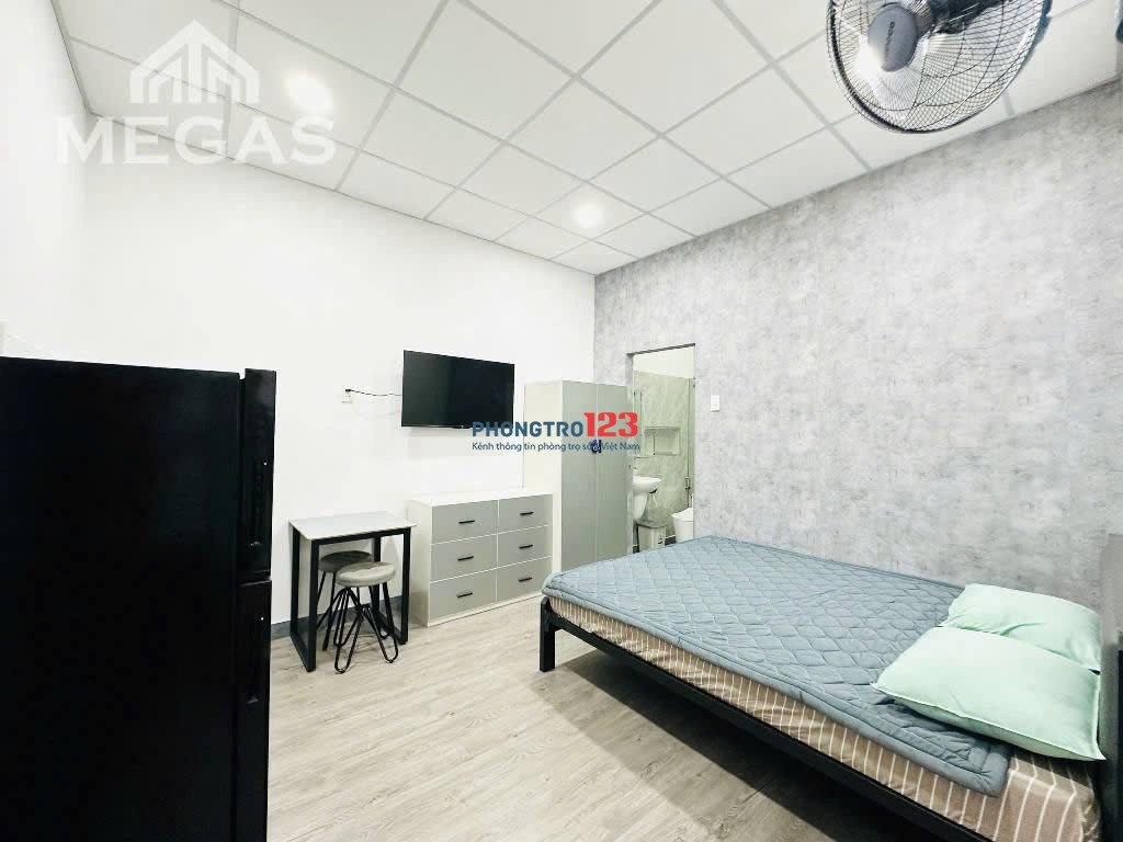 Căn Hộ Studio giá rẻ Quận 10 kế bên Công Viên Lê Thị Riêng, gần UEH, Bách Khoa, Y Phạm Ngọc Thạch