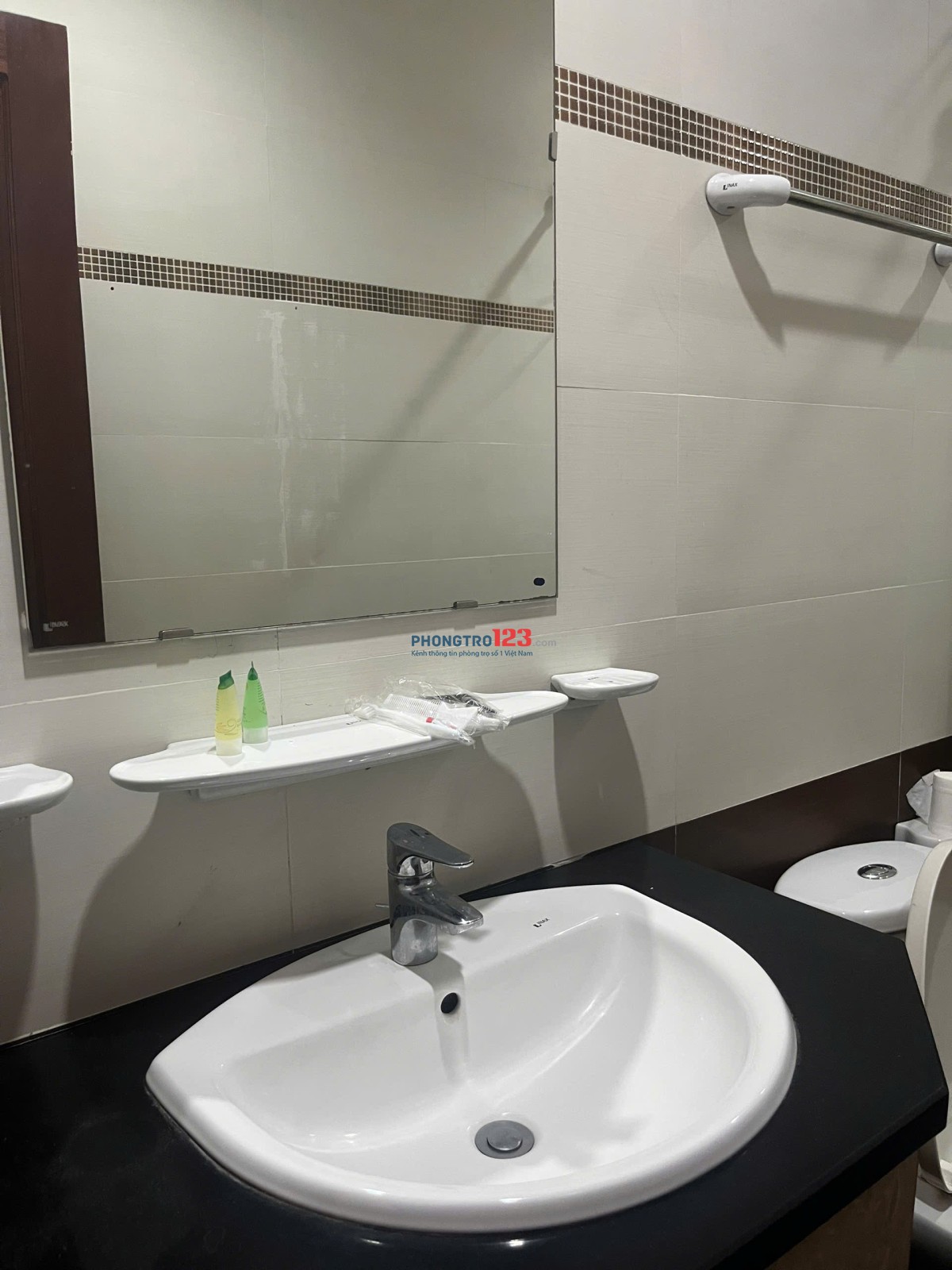 Căn Hộ Full Nội Thất Số 23 Hát Giang, p2, Tân Bình