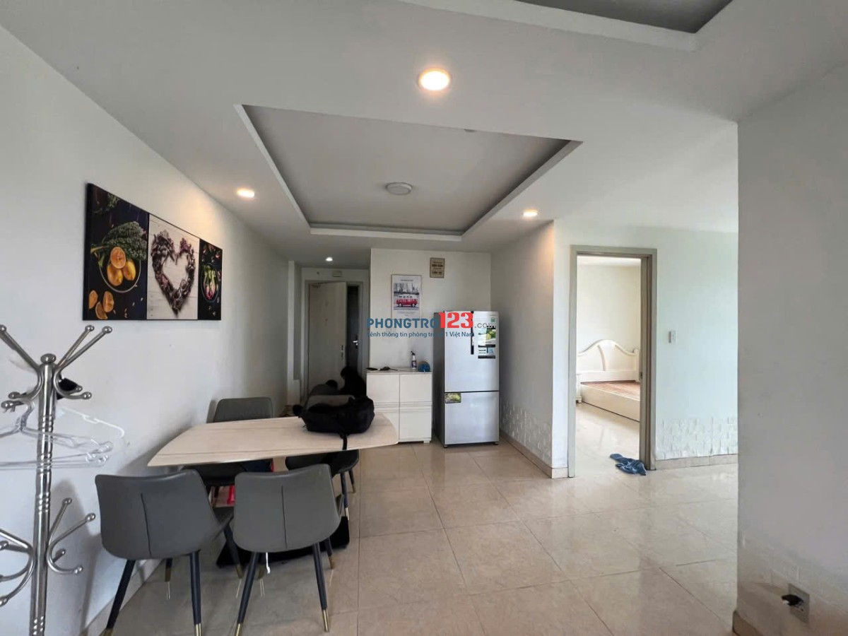 Chung cư Sunny Plaza, Phạm Văn Đồng, GV: 75m2, 2p ngủ, ban công, 12triệu