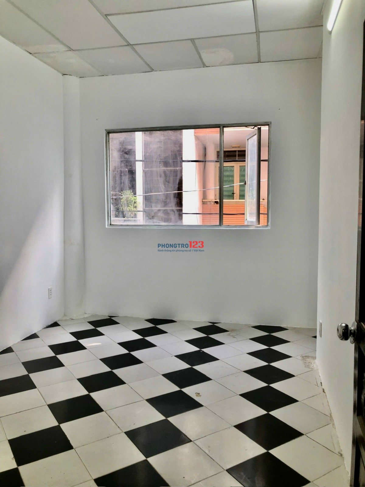 Phòng trọ hẻm xe hơi quận Phú Nhuận