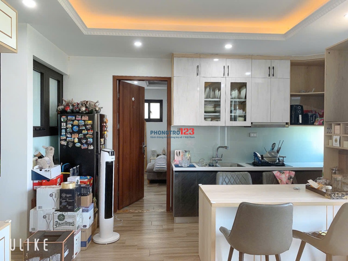 Cho thuê Căn hộ APARTMENT 1N,1K View hồ tại Ngõ 193 Phố Trích Sài, Tây Hồ. Chỉ 13tr