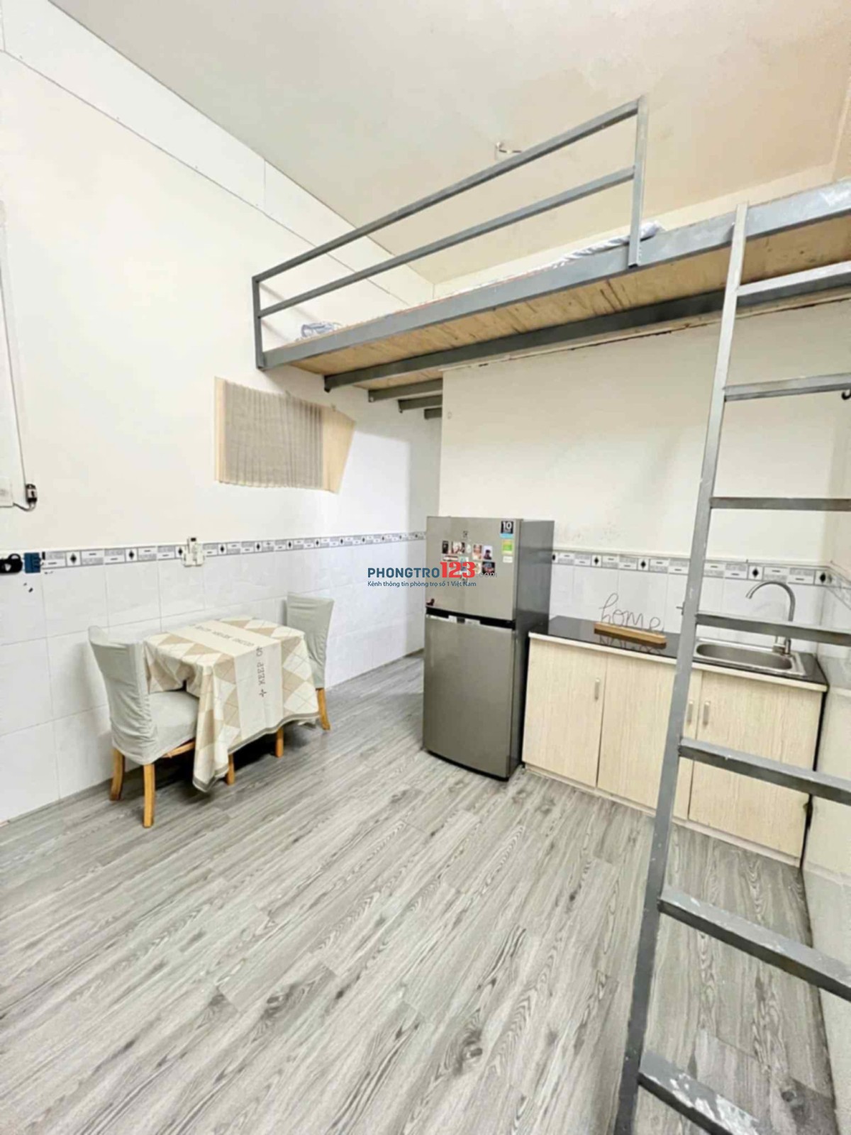 Tìm GẤP Nam ở ghép vào tháng 08