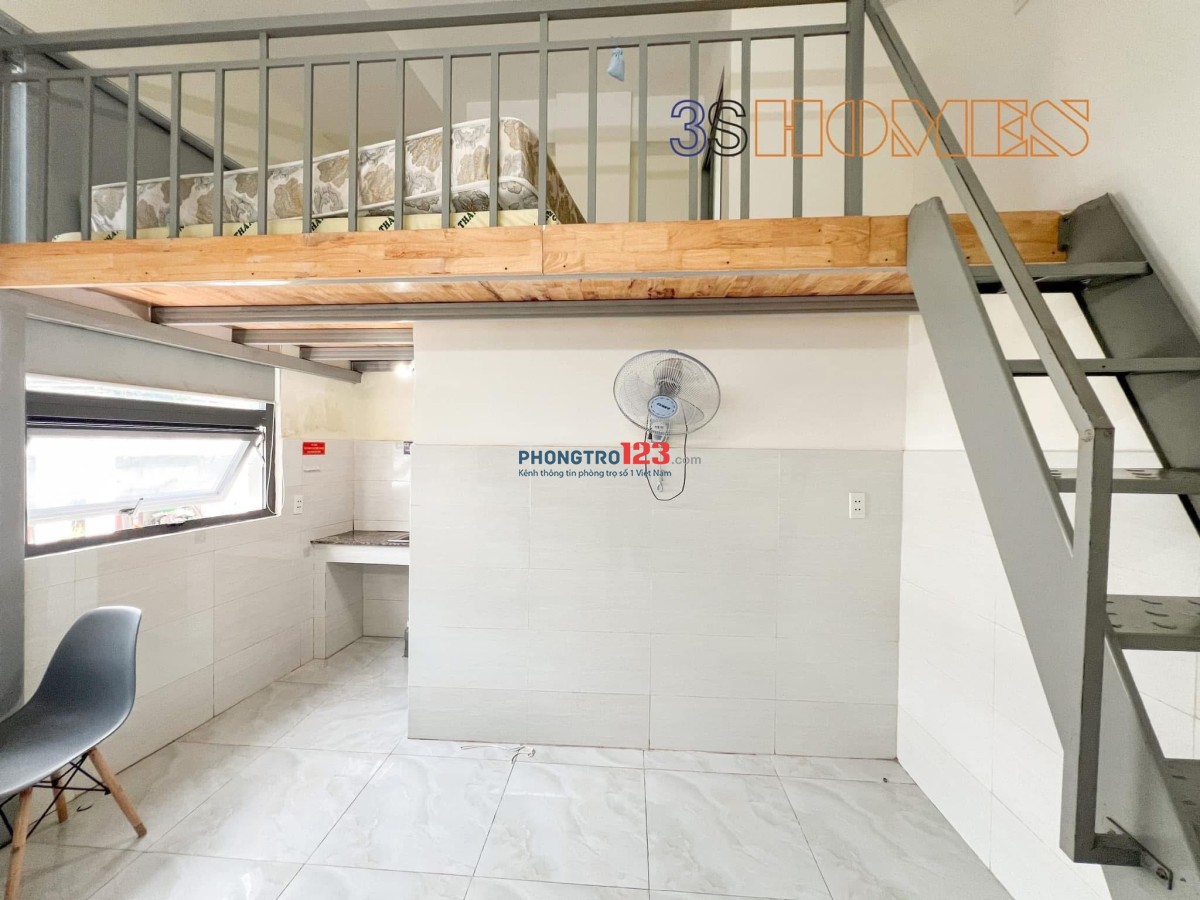 Phòng đẹp gác cao - giam 3tr5/2 tháng đầu tại p15 Tân bình