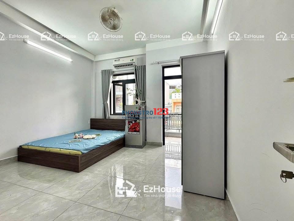 PHÒNG FULL NỘI THẤT BAN CÔNG ĐẸP LUNG LINH GẦN HUIT, VHU