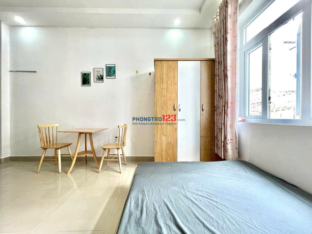 Phòng trọ full nội thất cửa sổ lớn tại BÌNH THẠNH gần đại học HUTECH