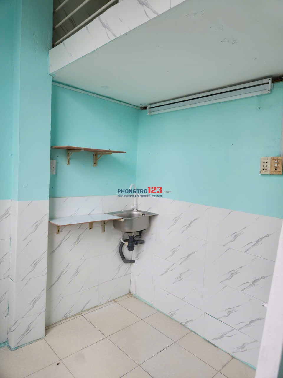 Chính chủ cho thuê phòng 20m2,Tân Hòa Đông, P14, Q6. Giá : 2,5triệu. LH : 0918410614.