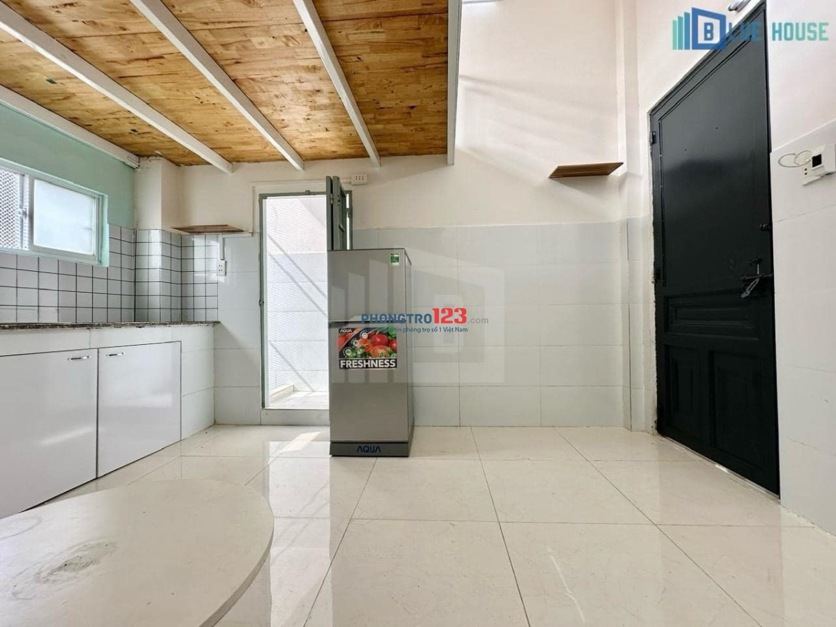 phòng trọ sinh viên duplex view kính ở 3-4 bạn thoải mái gác 1m7 ngay Cộng Hoà - Tân Bình