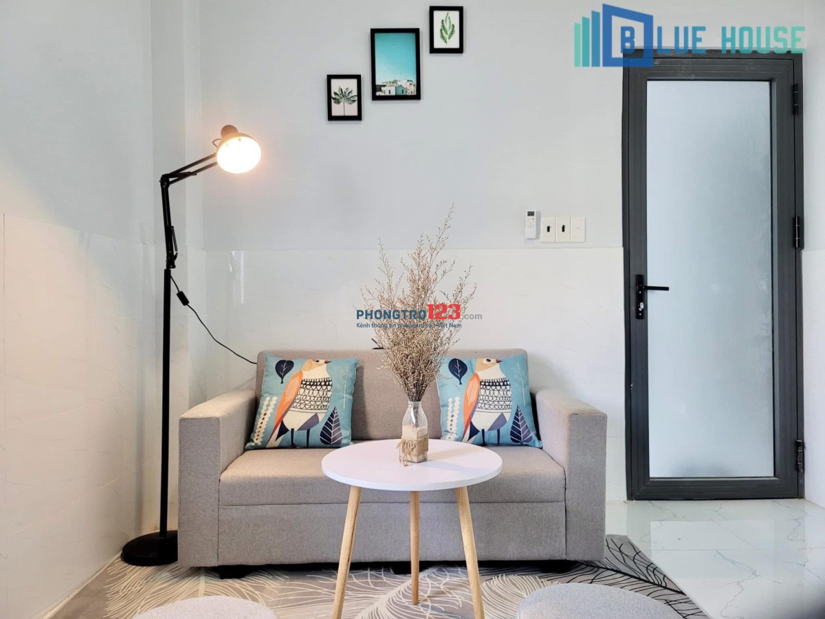 Cửa Sổ Thoáng Gác Cao Giá sinh viên 5 phút Đại học Văn Hiến