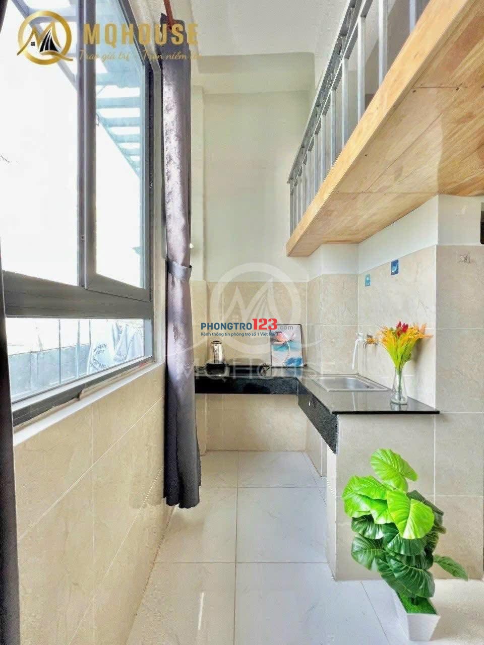 cho thuê duplex cửa sổ trời Ngay vòng xoay Lê Đại Hành - 5p qua Đại Học Bách Khoa