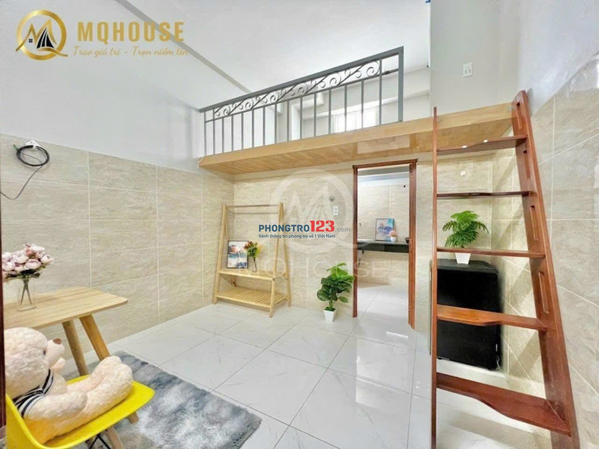 cho thuê duplex cửa sổ trời Ngay vòng xoay Lê Đại Hành - 5p qua Đại Học Bách Khoa