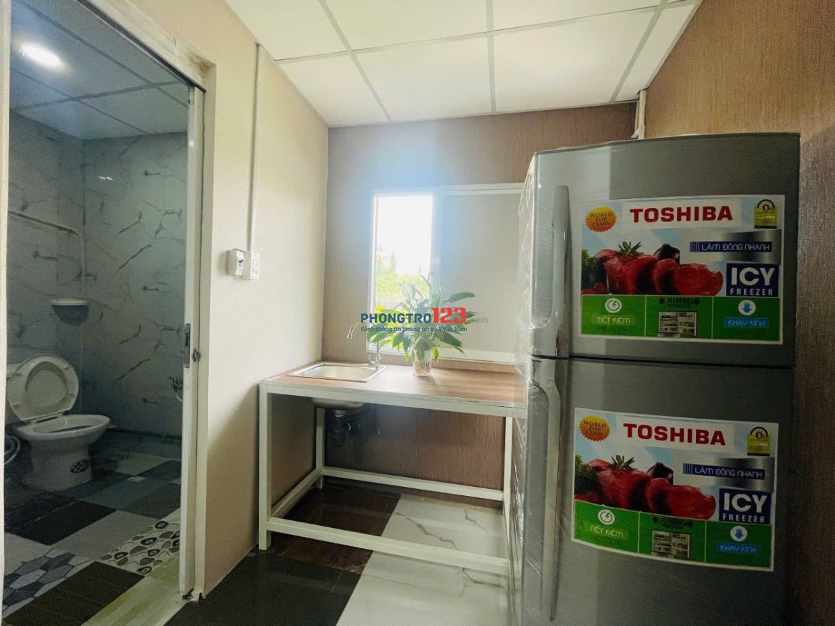 Phòng rộng 30m2 đầy đủ nội thất ngay quận trung tâm