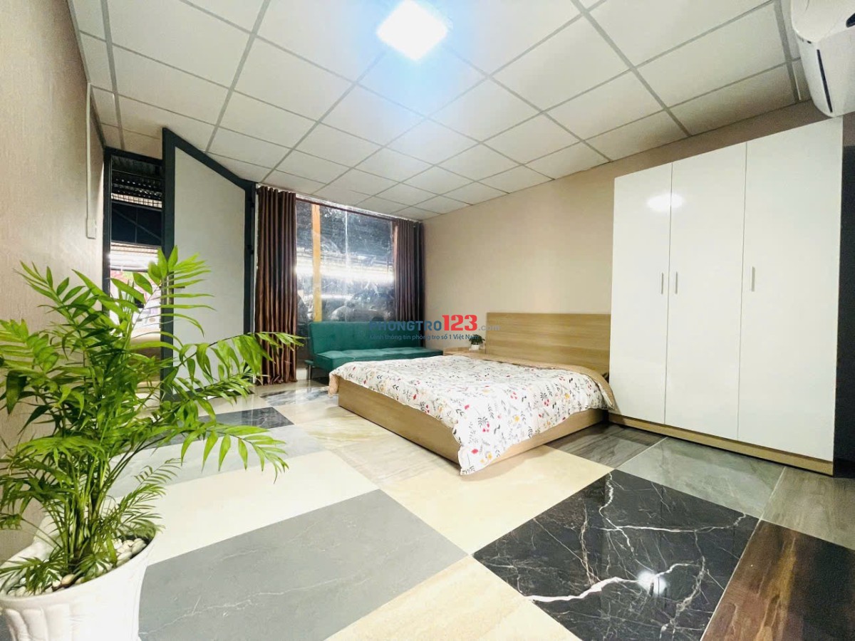 Phòng rộng 30m2 đầy đủ nội thất ngay quận trung tâm