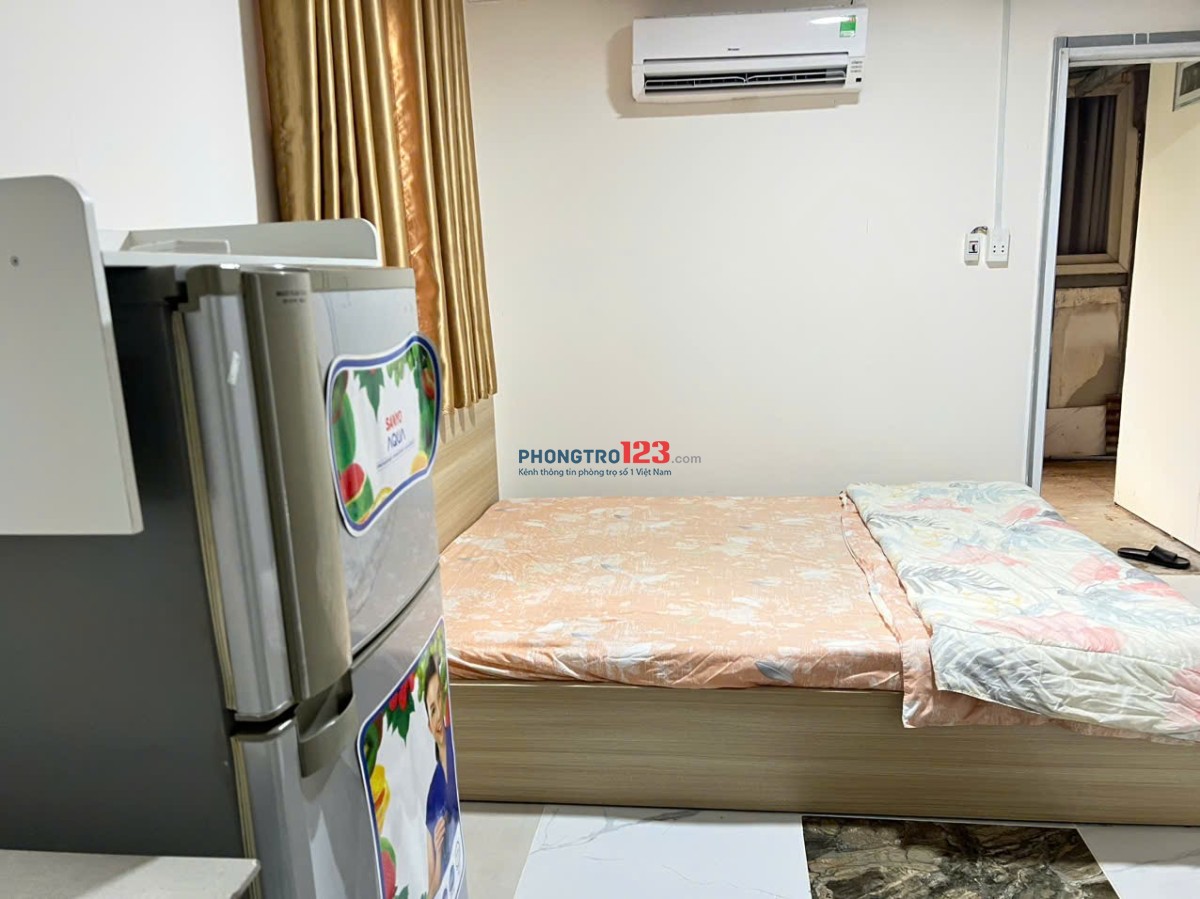 Phòng rộng 20m2 đầy đủ nội thất ngay quận trung tâm