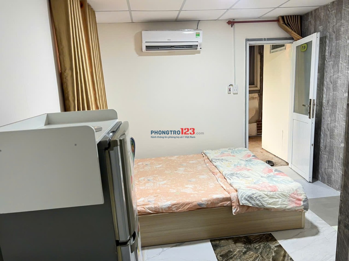 Phòng rộng 20m2 đầy đủ nội thất ngay quận trung tâm