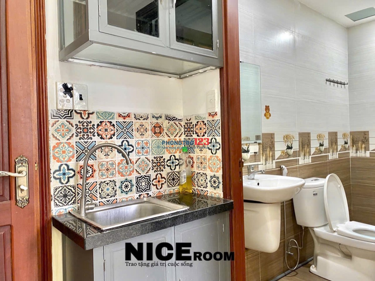 Chủ F0 Cho Thuê Rẻ Sát ĐH Văn Lang, Nội Thất Real Ko Hao Điện