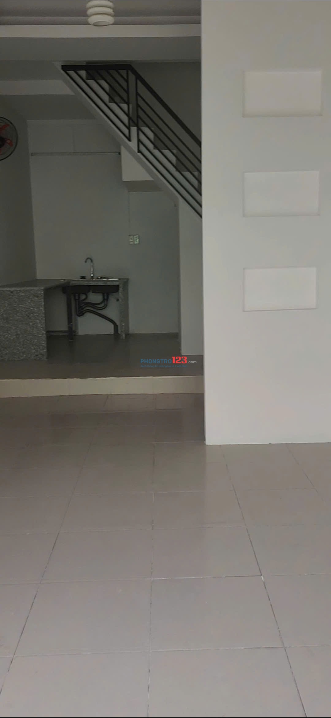 Cho thuê nhà 1 trệt 1 lầu mặt tiền Tam Châu Thủ Đức