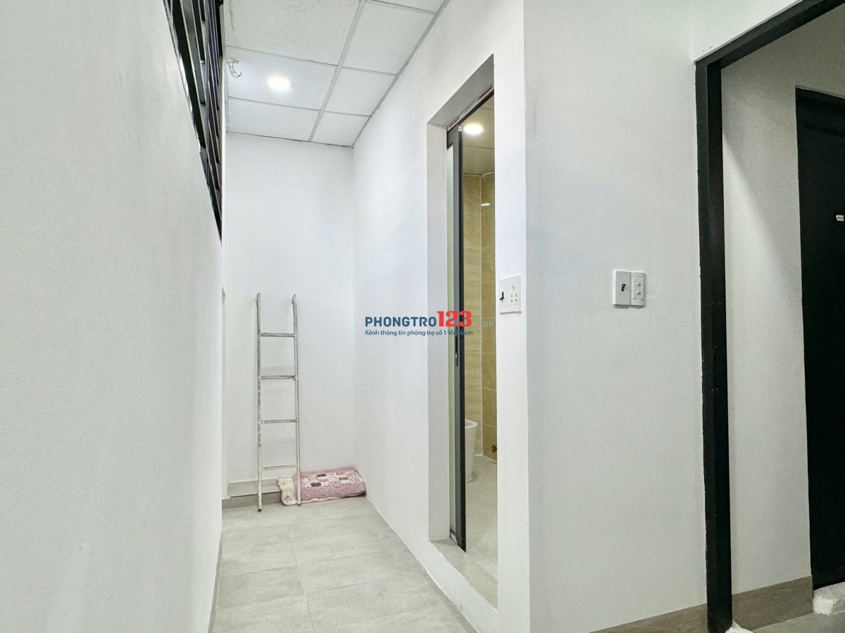 Phòng trọ ở Huỳnh Tịnh Của, gần UEF, UAH, Chợ Tân Định, CV Lê Văn Tám