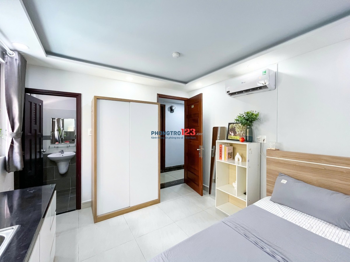 NGẤT NGÂY CON GÀ TÂY VỚI DẠNG PHÒNG STUDIO FULL NỘI THẤT , CỬA SỔ TRỜI ZDÁ CHỈ TỪ 6XXX