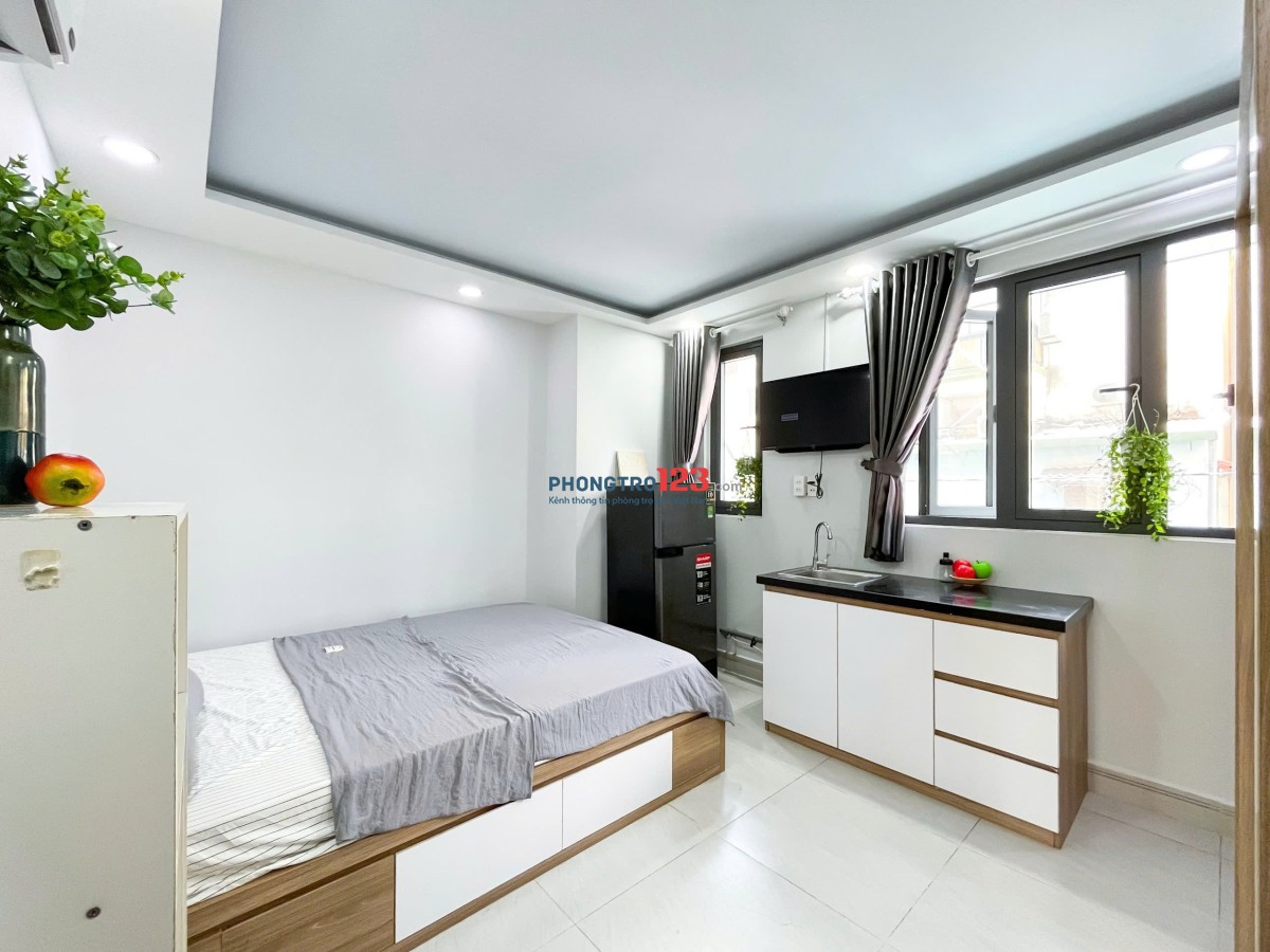 NGẤT NGÂY CON GÀ TÂY VỚI DẠNG PHÒNG STUDIO FULL NỘI THẤT , CỬA SỔ TRỜI ZDÁ CHỈ TỪ 6XXX