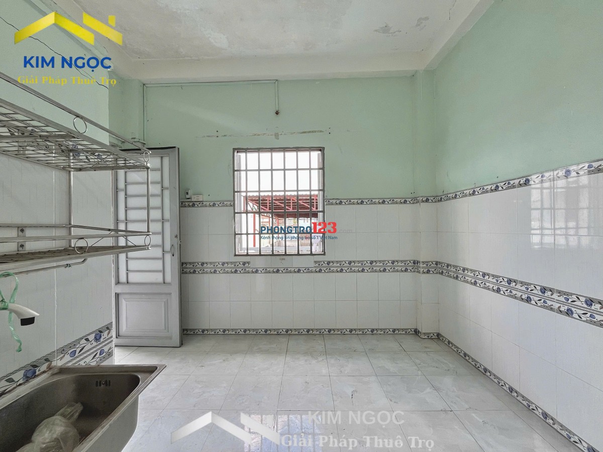 Tuyệt vời! Phòng giá rẻ cho sinh viên tại Nguyễn Hữu Tiến, quận Tân Phú