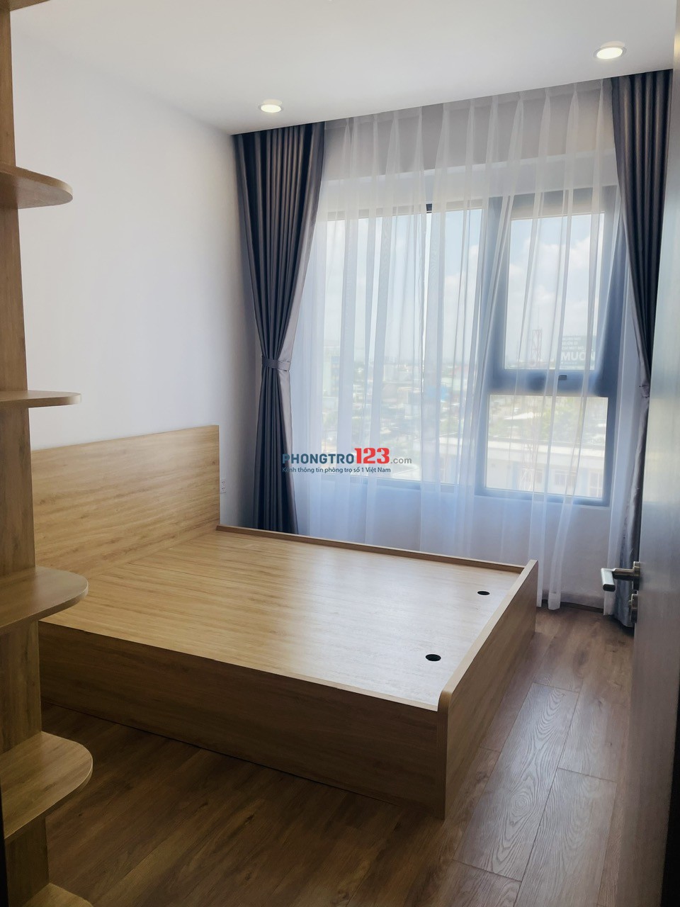 Cho thuê căn hộ mới 100%, đầy đủ nội thất, dọn vào ở ngay - The Rivana