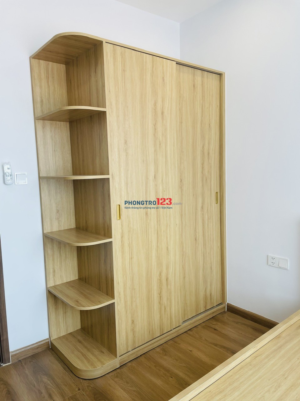 Cho thuê căn hộ mới 100%, đầy đủ nội thất, dọn vào ở ngay - The Rivana