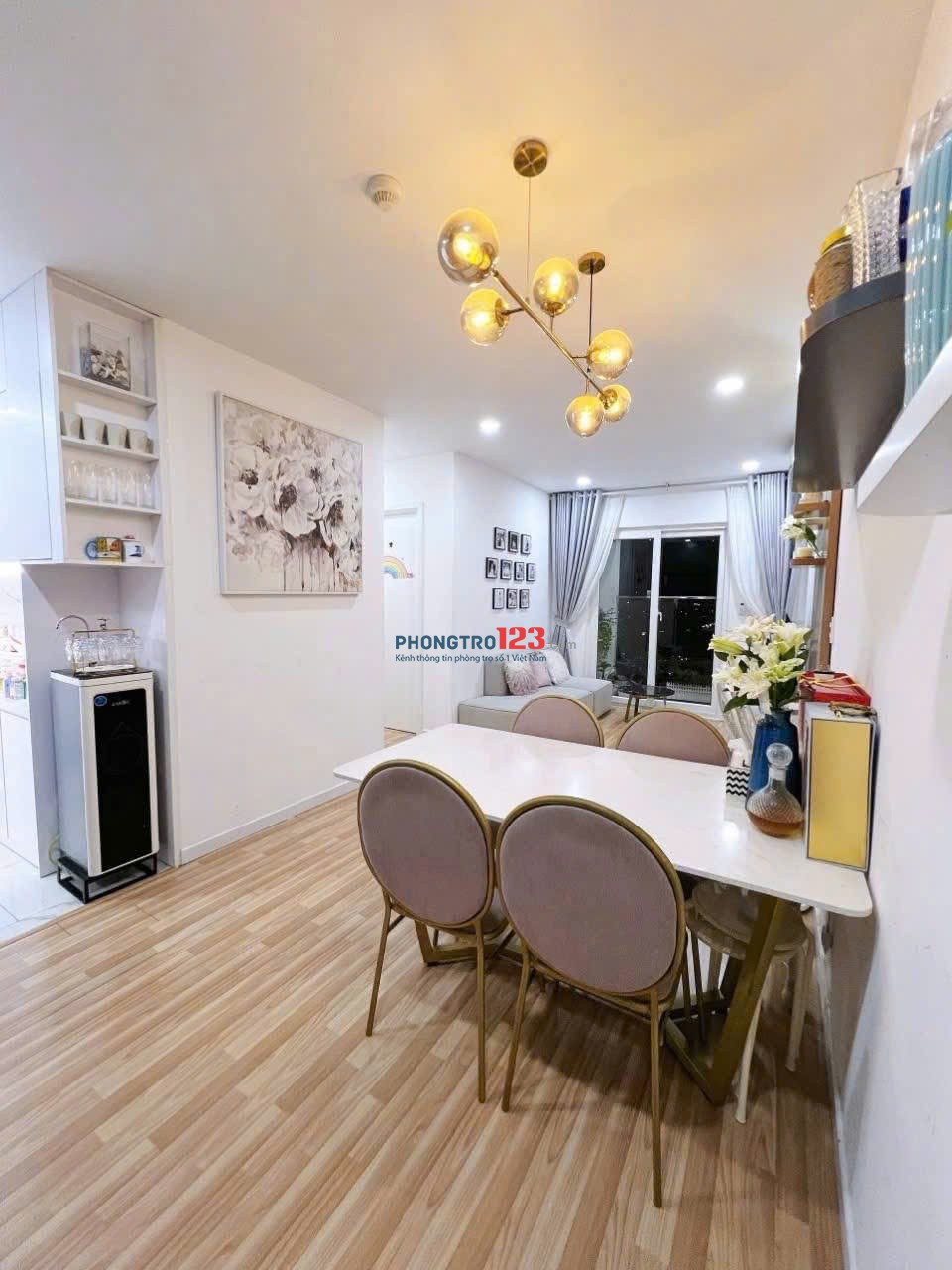 Chung cư Melody, Âu Cơ, TP: 75m2, 2p ngủ rộng, ban công, nội thất, 11tr