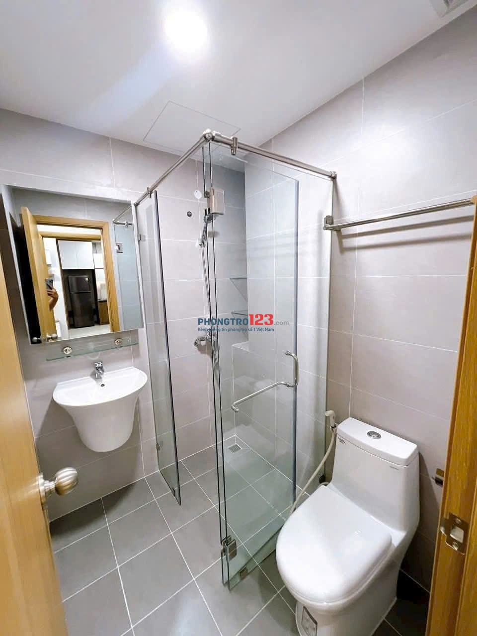 Chung cư Satra, Phan Đăng Lưu, PN: 2p ngủ, 2wc, NT mới, 17triệu, 90m2