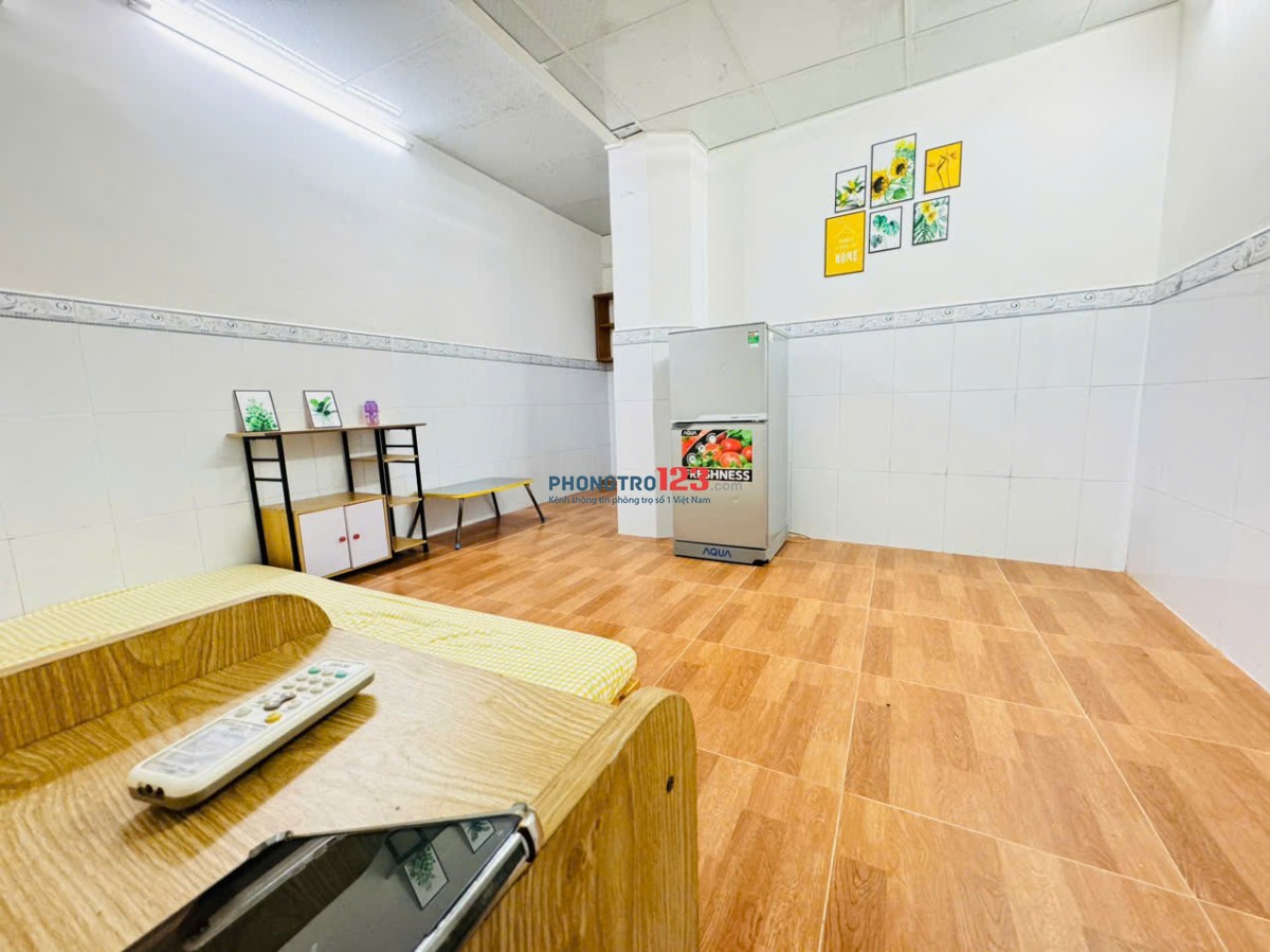 Phòng đẹp đủ nội thất giá siêu tốt cách Đại học Văn Hiến 300m - 25/18 Nguyễn Minh Châu Q.Tân Phú