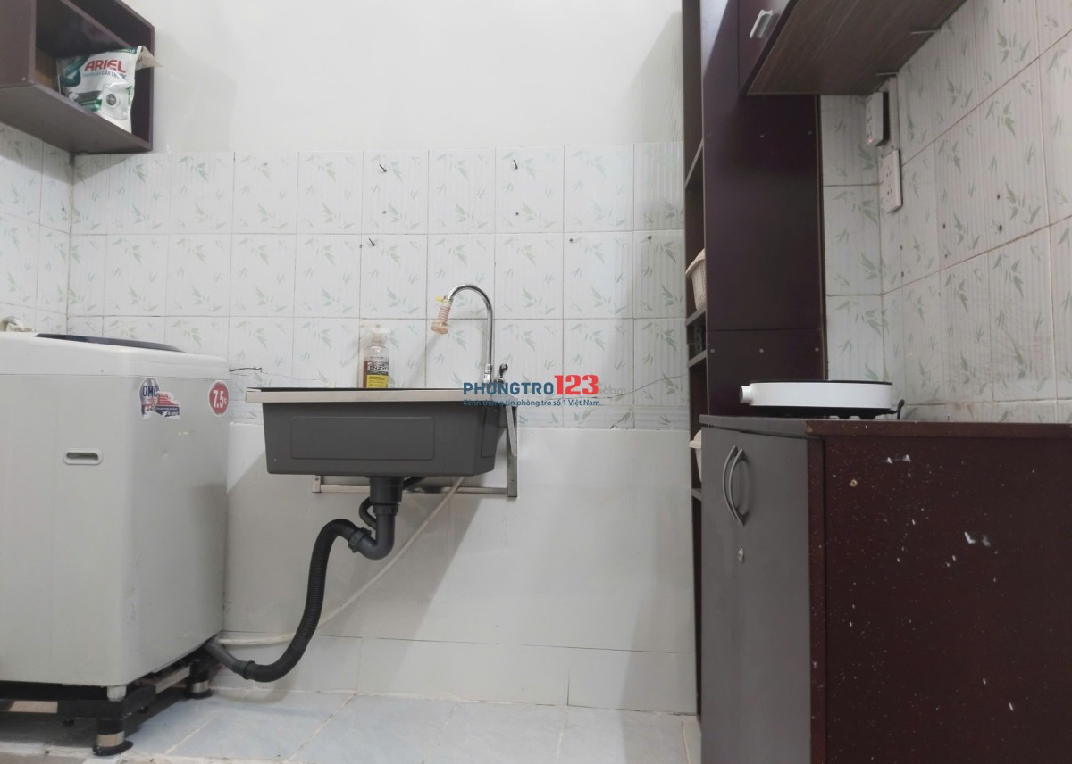 Cho thuê phòng hẻm 195 điện biên phủ p2 (p15 cũ) Bình thạnh sát bên Đại học Hồng bàng