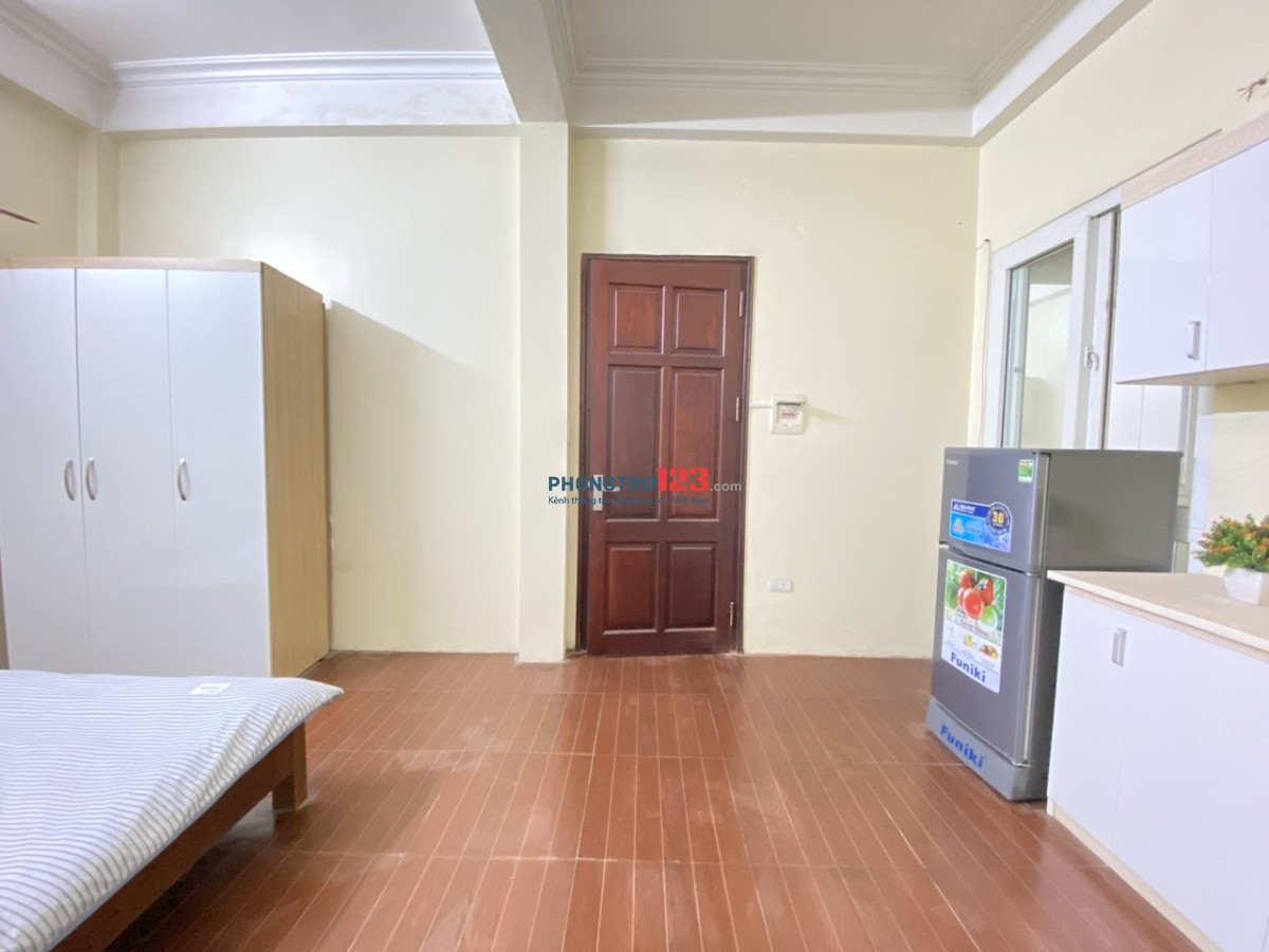Phòng đẹp 25m² full nội thất có thang máy ngõ 39 Đông Ngạc