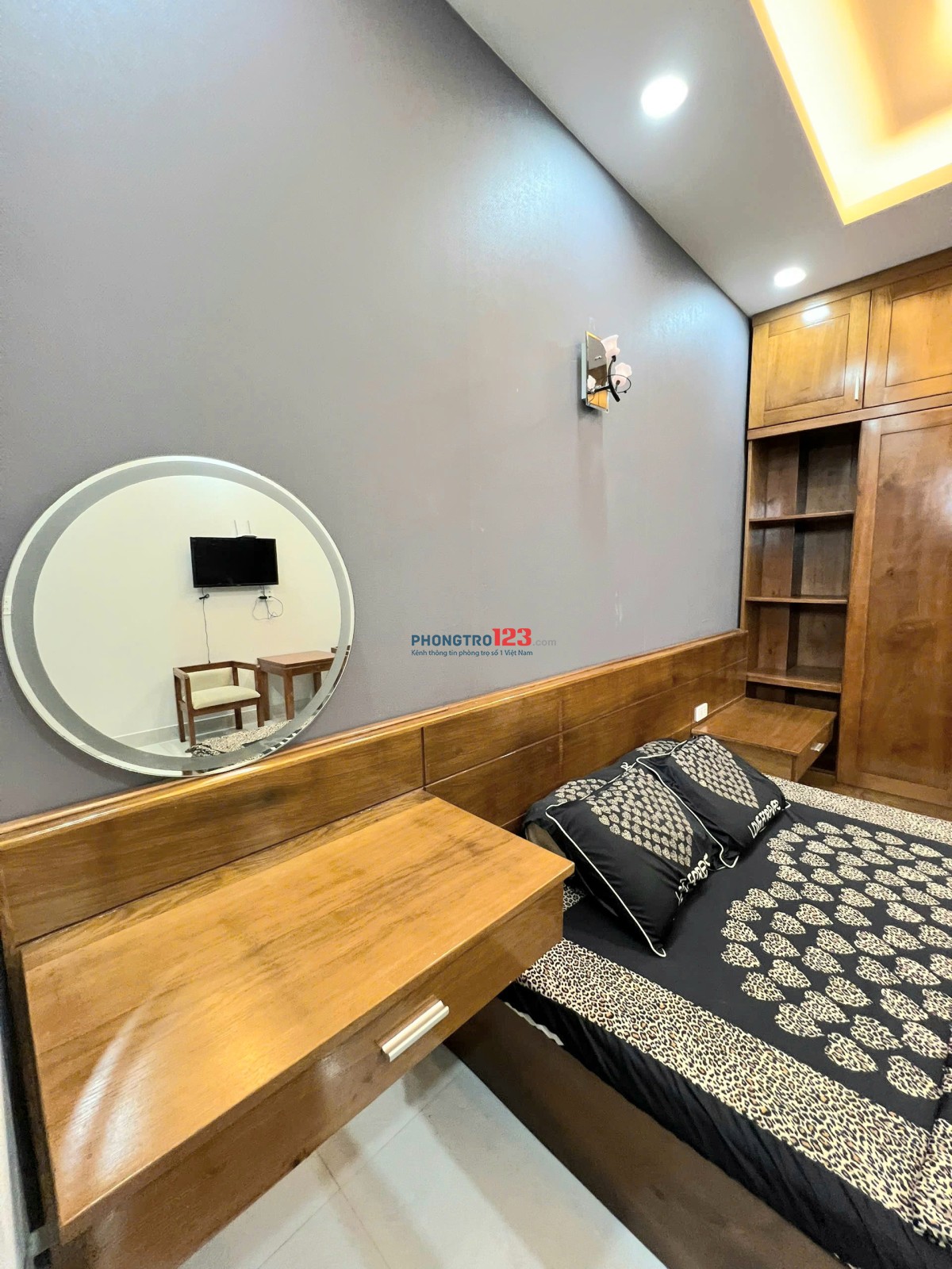 Căn Hộ Dịch Vụ Có Dọn Phòng, Thang Máy, Máy Giặt Riêng - Nơ Trang Long, Gần Chợ Bà Chiểu