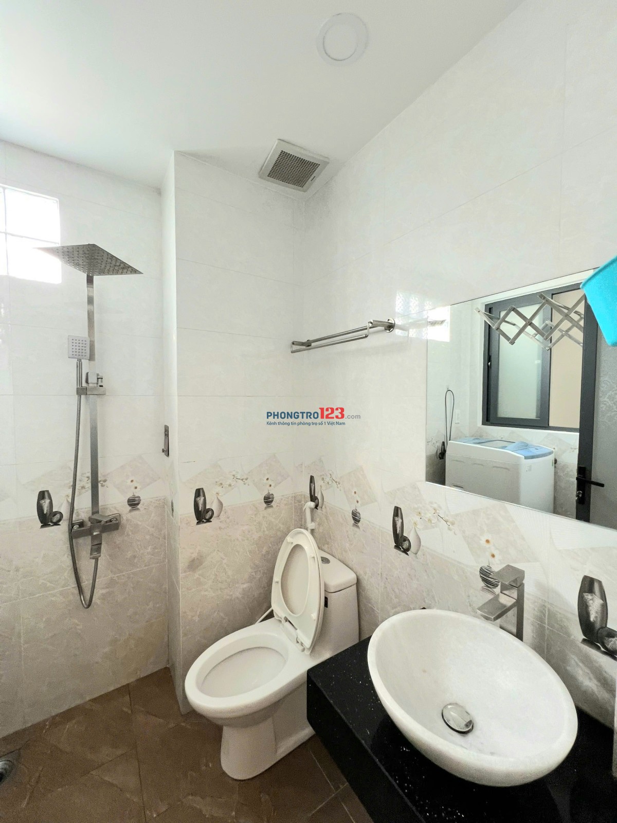 Căn Hộ Dịch Vụ Có Dọn Phòng, Thang Máy, Máy Giặt Riêng - Nơ Trang Long, Gần Chợ Bà Chiểu