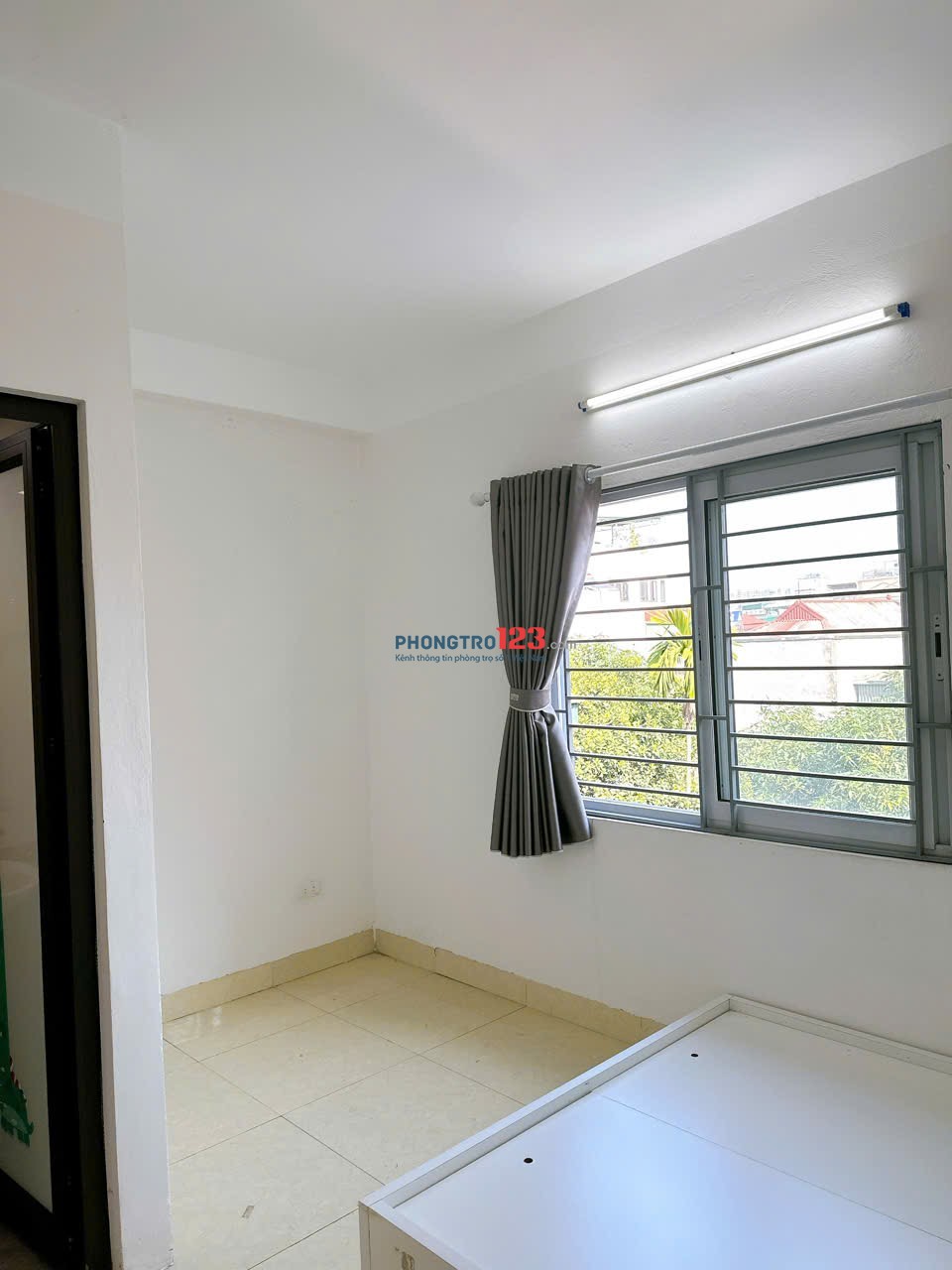 Căn Hộ Mới Xây Có Ban Công _ Thang Máy , Phan Chu Trinh _ Đối Diện Chợ Bà Chiểu